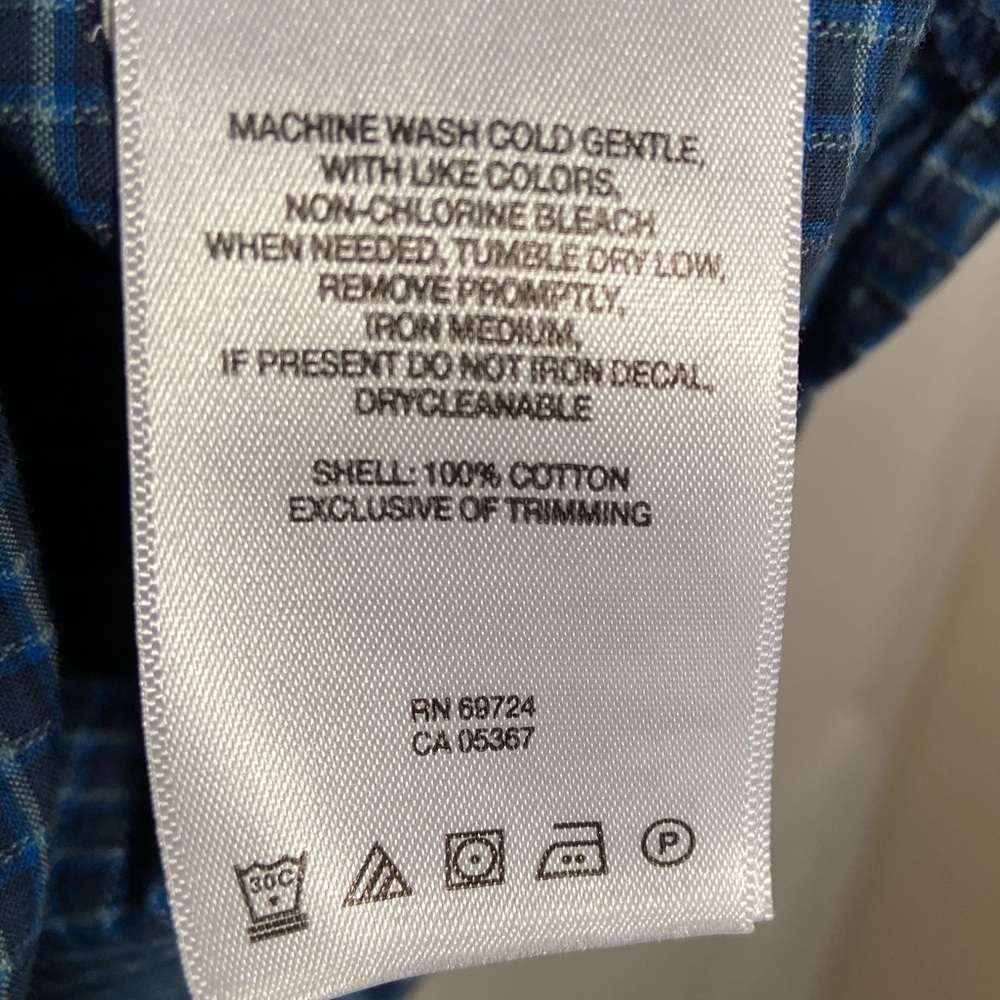 Columbia Short Sleeve One Pocket Front Button Down - Picture 5 of 6
